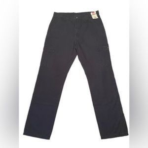 WRANGLER: DURABLE 100% COTTON - RELAXED CARGO FIT - RELAXED SEAT & THIGH - 34/34